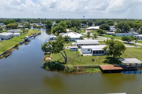 2607 SE 38th Trl, Okeechobee, FL 34974