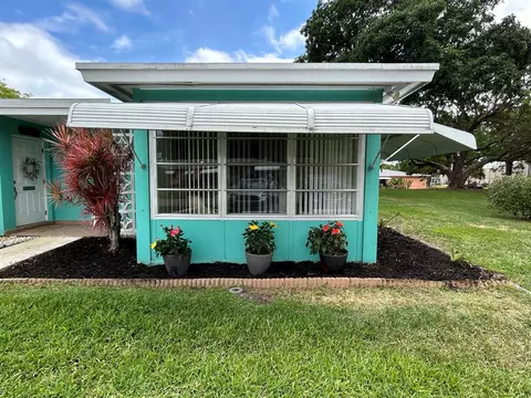 270 South Blvd #D, Boynton Beach, FL 33435
