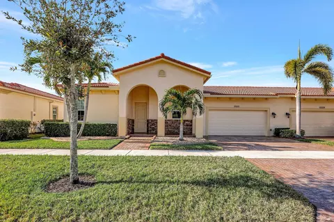 10215 SW Canossa Way, Port Saint Lucie, FL 34986