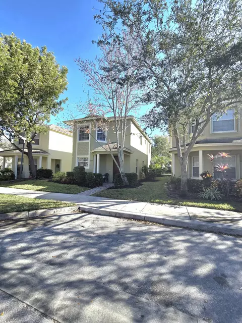 2017 SE Avon Park, Port Saint Lucie, FL 34952