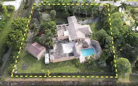 13659 51st Pl N, The Acreage, FL 33411