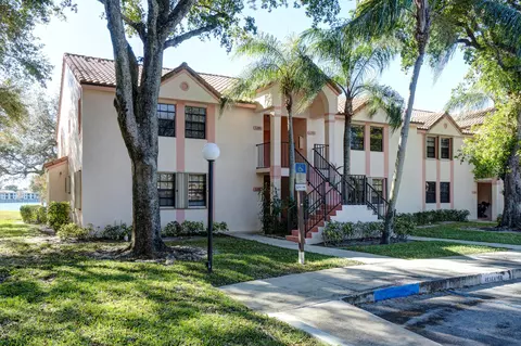 3190 Leewood Ter #L202, Boca Raton, FL 33431