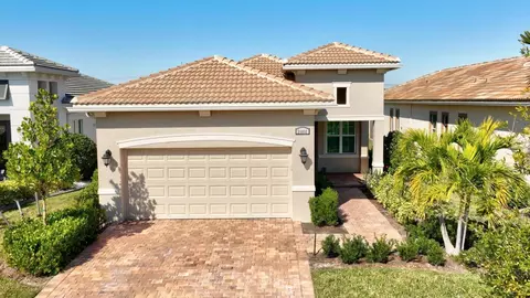 25032 SW Alberti Way, Port Saint Lucie, FL 34986