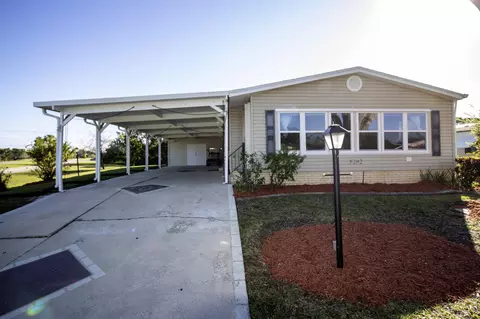 8202 Caper Ln, Port Saint Lucie, FL 34952