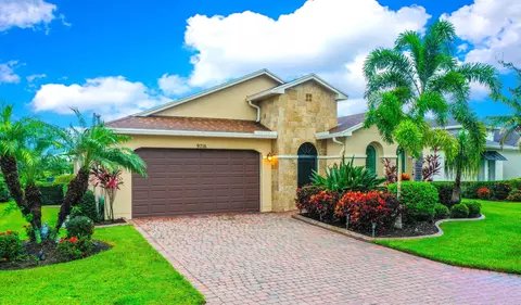 9716 SW Chestwood Ave, Port Saint Lucie, FL 34987