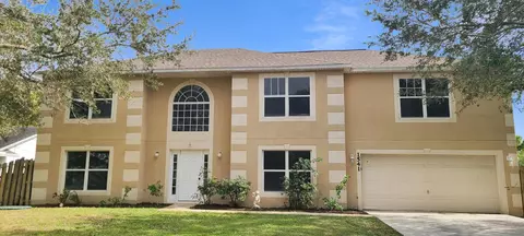 1541 SE Crown St, Port Saint Lucie, FL 34983