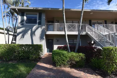 5 Stratford Dr #5A, Boynton Beach, FL 33436