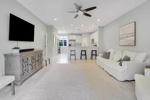 119 Greenwich Cir, Jupiter, FL 33458