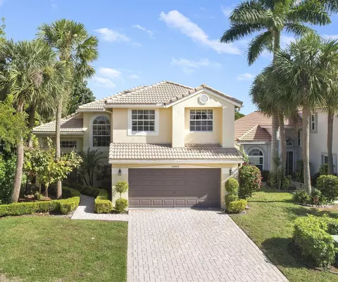10362 Buena Ventura Dr, Boca Raton, FL 33498