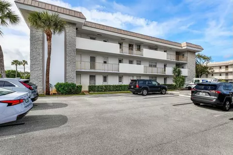 5401 NW 2nd Ave #120, Boca Raton, FL 33487