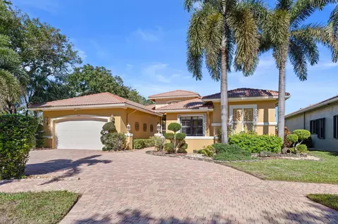 7046 Caviro Ln, Boynton Beach, FL 33437