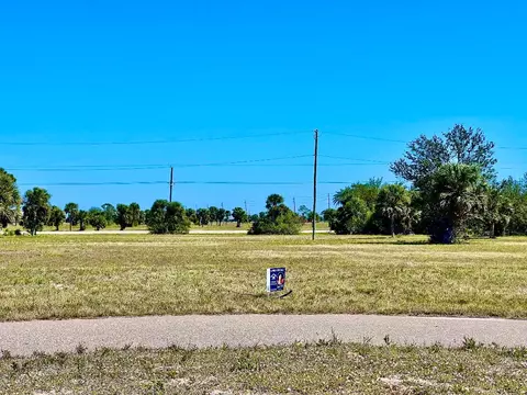 26 Hull Ct, Placida, FL 33946