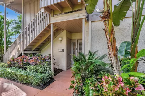 7105 Rain Forest Dr, Boca Raton, FL 33434