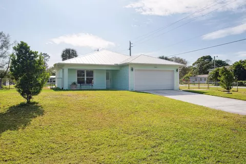7605 Roberts Rd, Fort Pierce, FL 34951