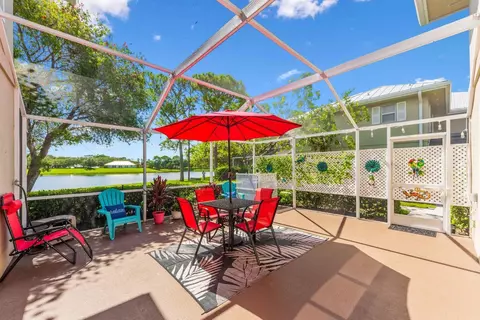 2424 SW Danbury Ln, Palm City, FL 34990