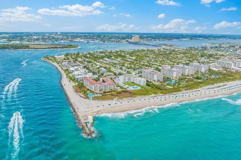 33 S Ocean Ave #208 & 209, Palm Beach Shores, FL 33404
