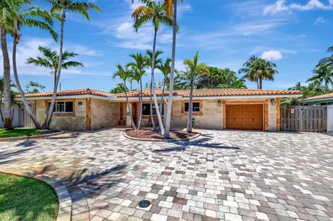 807 SE 11 Ave, Deerfield Beach, FL 33441