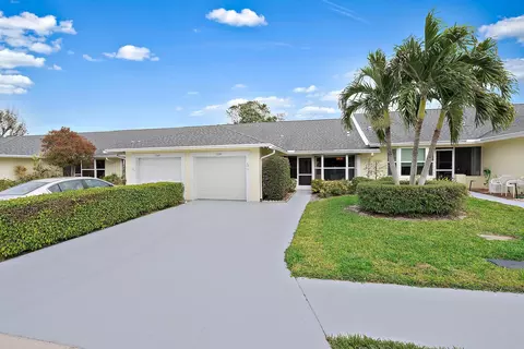11091 SE Sea Pines Cir, Hobe Sound, FL 33455