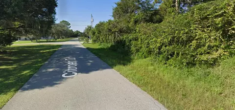 703 Citroen Dr, Sebring, FL 33872