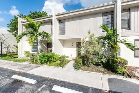 1185 NW 98th Ter #133, Pembroke Pines, FL 33024