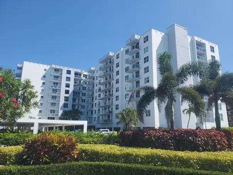 3450 S Ocean Blvd #528, Palm Beach, FL 33480