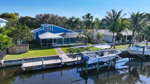 1319 SW Dyer Pt, Palm City, FL 34990