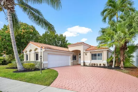 8541 Nadmar, Boca Raton, FL 33434