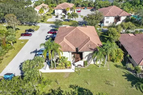 2432 SE Garden Ter #703, Port Saint Lucie, FL 34952