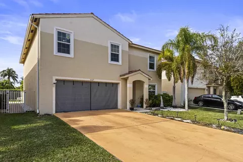 6627 Rainwood Cove Ln, Lake Worth, FL 33463