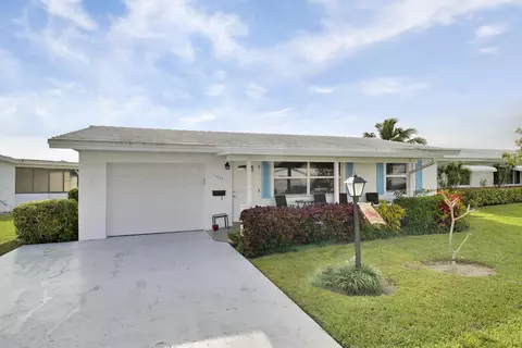 1004 SW 6th Ave, Boynton Beach, FL 33426
