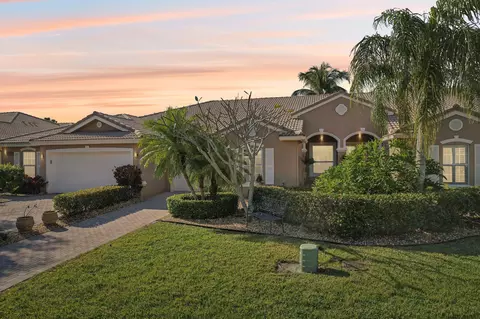 4464 NW Oak Branch Ct, Jensen Beach, FL 34957