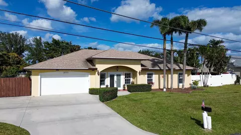 3111 Buccaneer Rd, Lake Worth, FL 33462