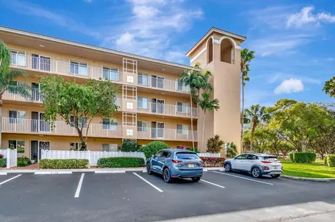 5810 Crystal Shrs #408, Boynton Beach, FL 33437
