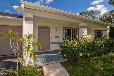 1189 SW Broadview St, Port Saint Lucie, FL 34983