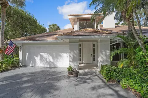 454 Coral Cove Dr, Juno Beach, FL 33408