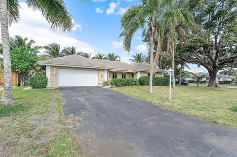 2101 Park Pl, Boca Raton, FL 33486