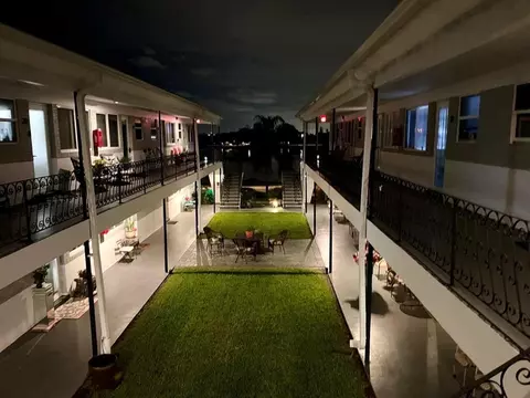 302 Lake Osborne Dr #21, Lake Worth Beach, FL 33461