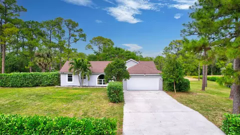 16931 N 86th St N, The Acreage, FL 33470