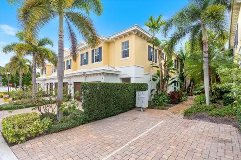 214 Mariner Ct, North Palm Beach, FL 33408