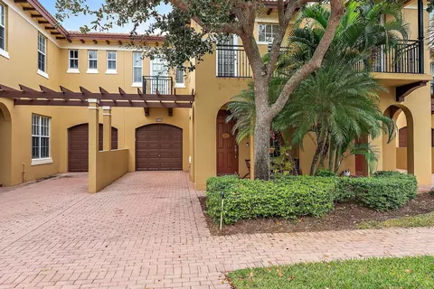 2789 Eagle Rock Cir #208, West Palm Beach, FL 33411