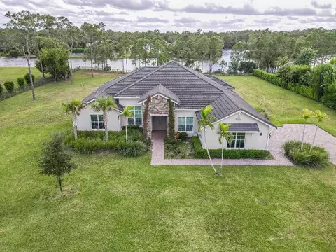 10184 Calabrese, Jupiter, FL 33478