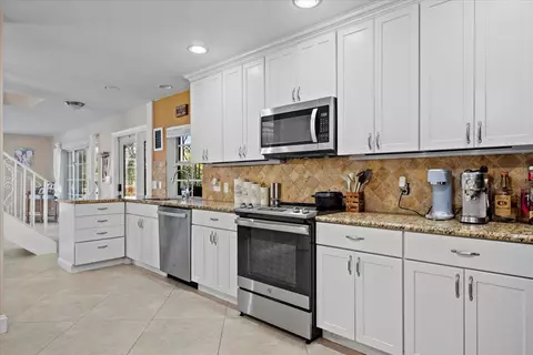 1902 Vision Dr, Palm Beach Gardens, FL 33418