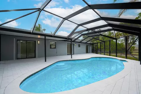 4440 Colette Dr, Tequesta, FL 33469