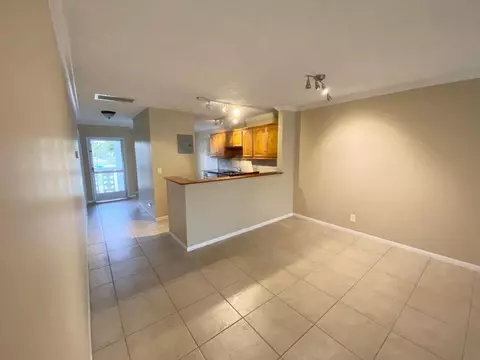 2500 Black Olive Blvd #202, Delray Beach, FL 33445
