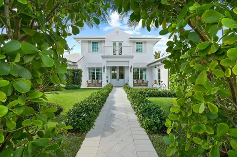 193 Shelter Ln, Jupiter Inlet Colony, FL 33469