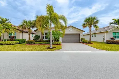 11795 SW Hawthorne Hill Rd, Port Saint Lucie, FL 34987
