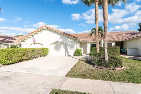 21570 Guadalajara Ave, Boca Raton, FL 33433