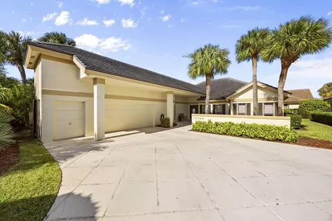 10349 SE Terrapin Pl, Jupiter, FL 33469