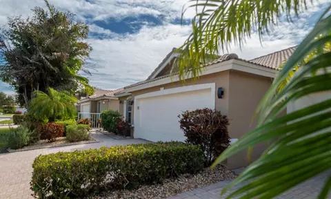 4454 NW Oak Branch Ct, Jensen Beach, FL 34957