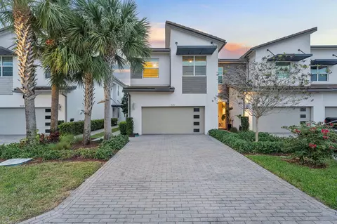 9035 Kingsmoor Way, Lake Worth, FL 33467